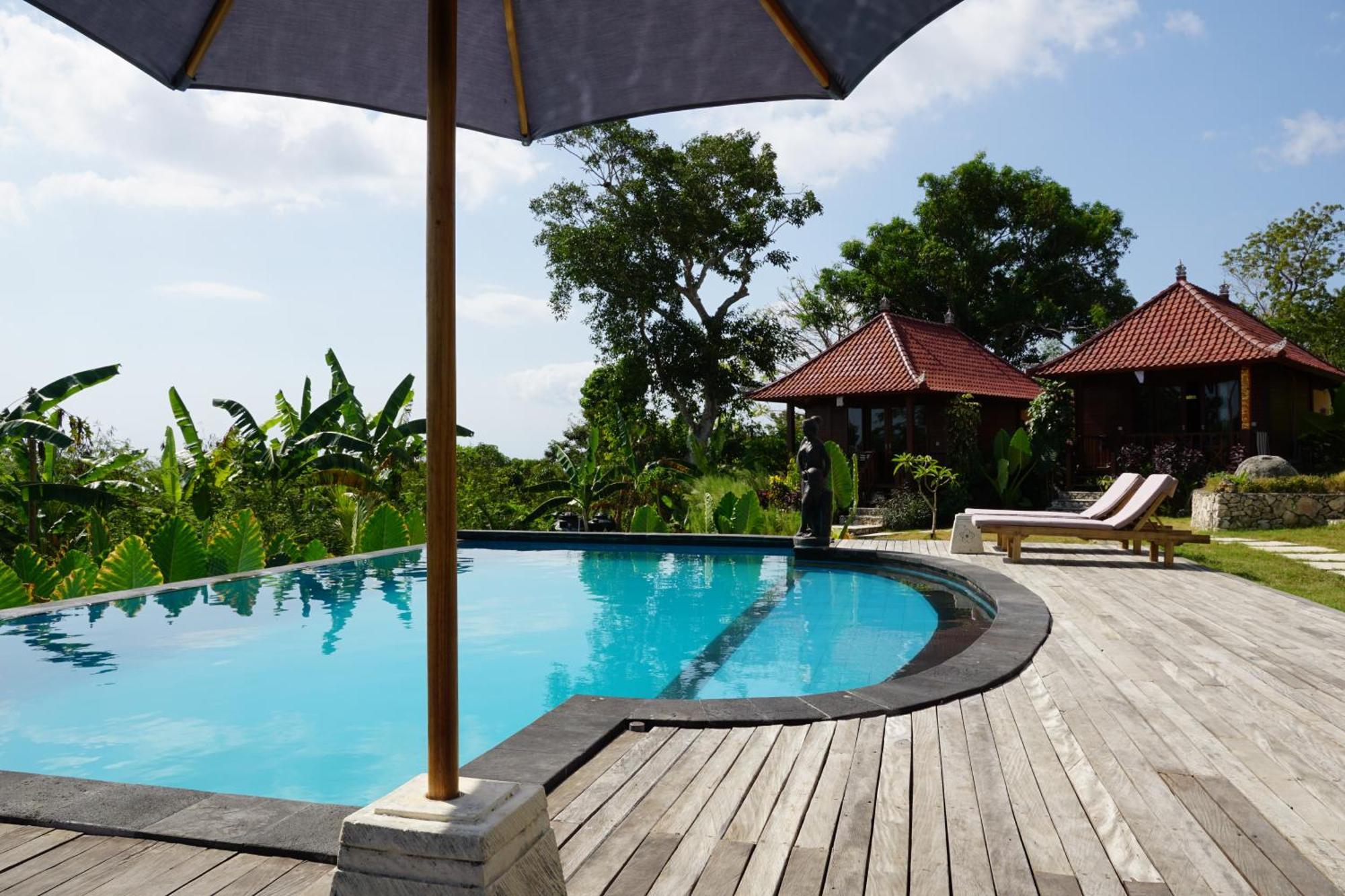 Sunset Hill Lembongan Hotel Exterior photo